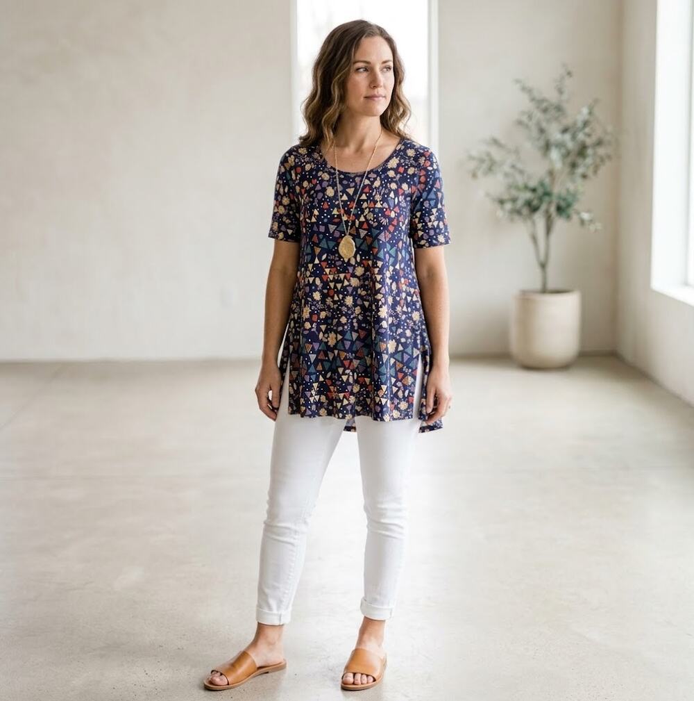 LuLaRoe Perfect T Medium NWT Navy Geometric Floral Swing Tunic Top